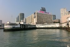 尖沙咀天星码头 (Причал Star Ferry в Цим Ша Цуй)